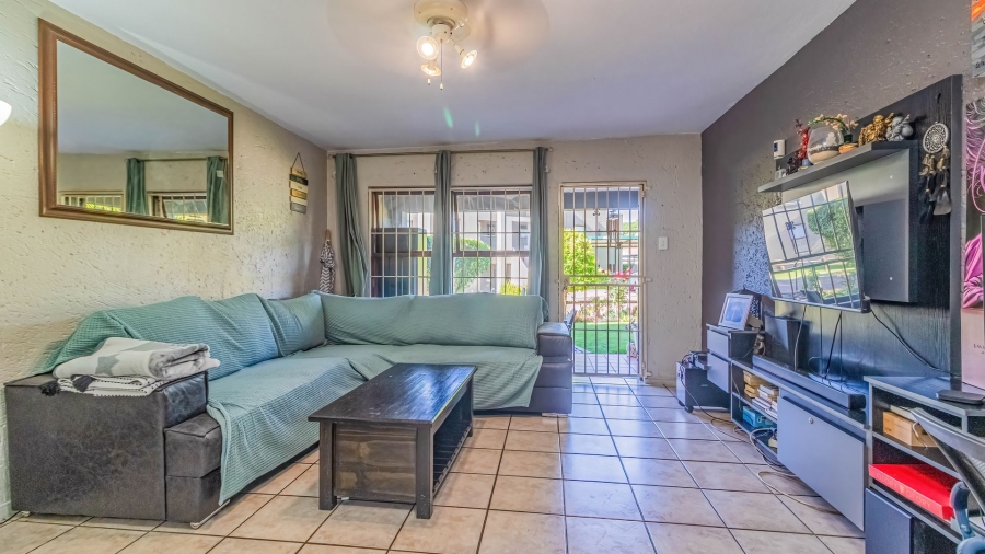2 Bedroom Property for Sale in Marais Steyn Park Gauteng