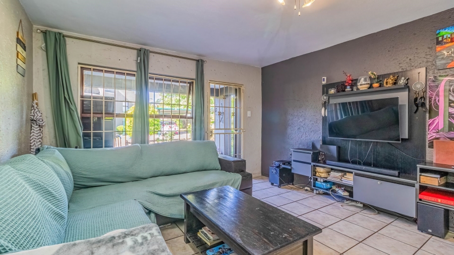 2 Bedroom Property for Sale in Marais Steyn Park Gauteng