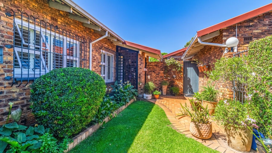 3 Bedroom Property for Sale in Elma Park Gauteng