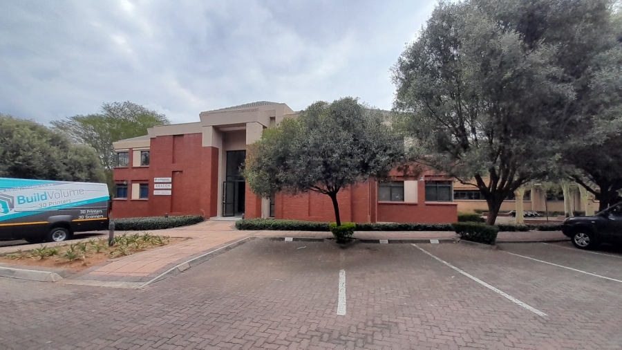 To Let Commercial Property for Rent in Faerie Glen Gauteng