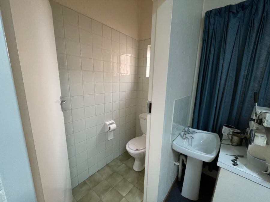 To Let Commercial Property for Rent in Farrar Park Gauteng