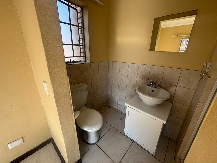 To Let 2 Bedroom Property for Rent in Vanderbijlpark SW 5 Gauteng