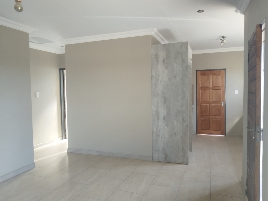 2 Bedroom Property for Sale in Vanderbijlpark CE 4 Gauteng