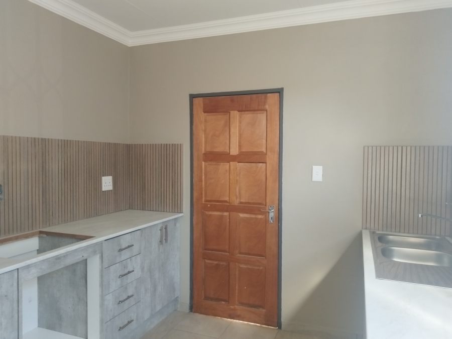 2 Bedroom Property for Sale in Vanderbijlpark CE 4 Gauteng