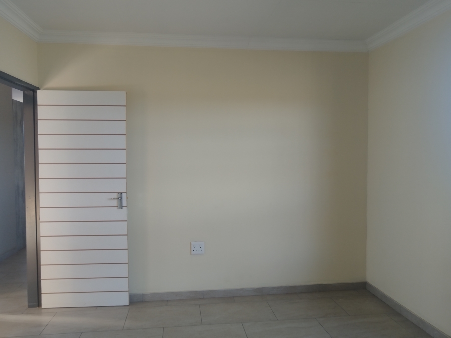 2 Bedroom Property for Sale in Vanderbijlpark CE 4 Gauteng
