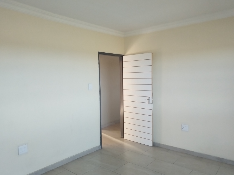2 Bedroom Property for Sale in Vanderbijlpark CE 4 Gauteng