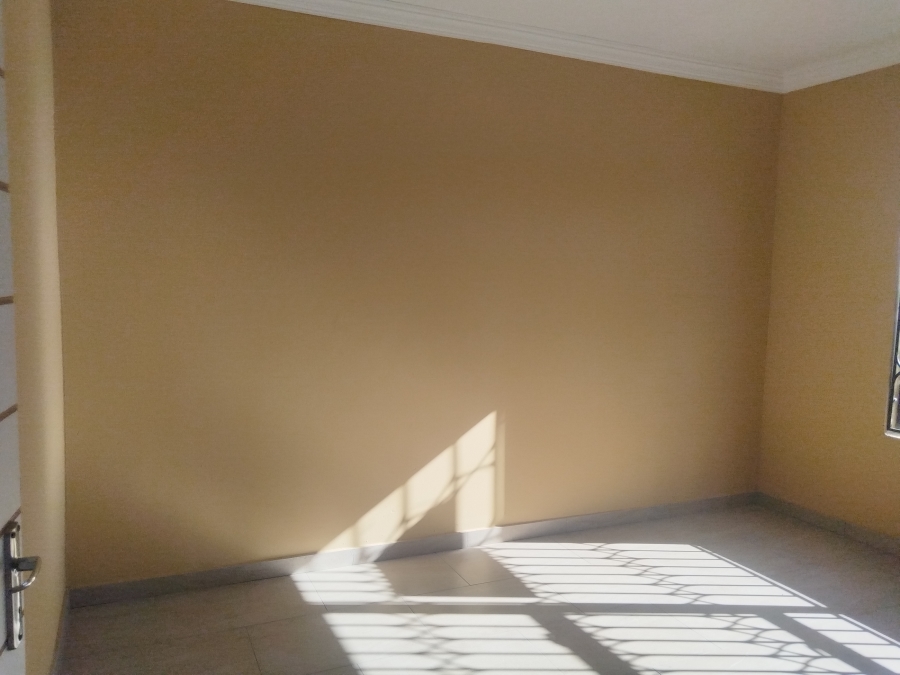2 Bedroom Property for Sale in Vanderbijlpark CE 4 Gauteng