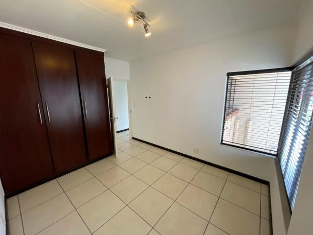 2 Bedroom Property for Sale in Greenstone Hill Gauteng