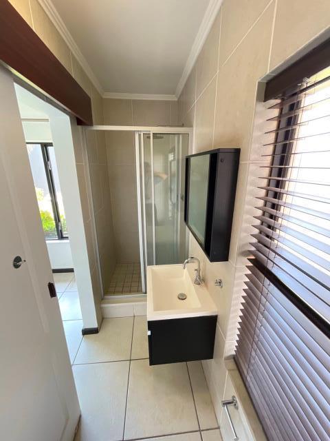2 Bedroom Property for Sale in Greenstone Hill Gauteng
