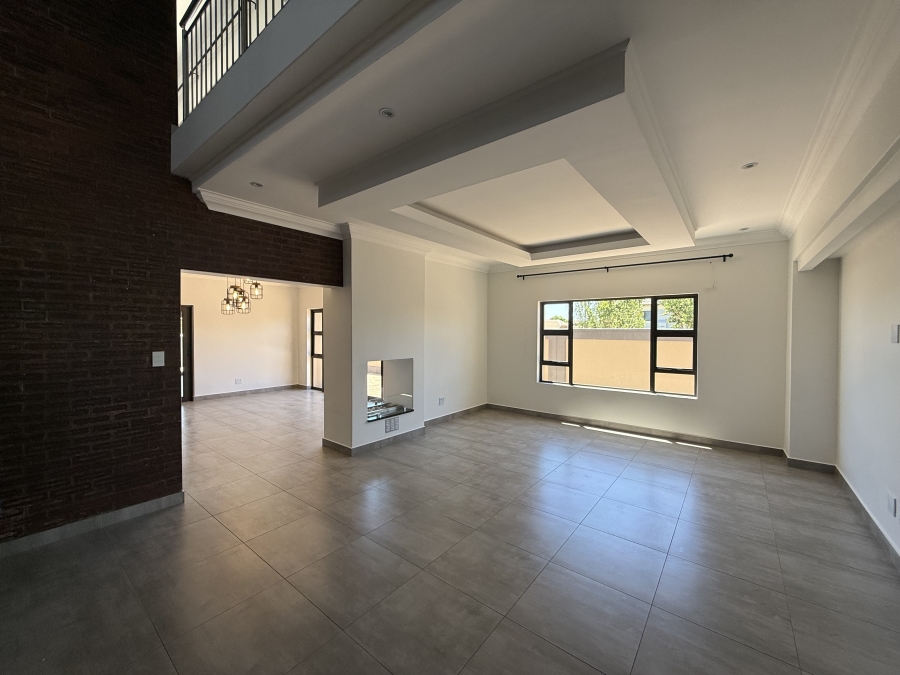 To Let 6 Bedroom Property for Rent in Zambezi Country Estate Gauteng