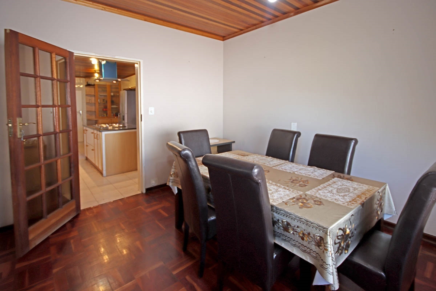 6 Bedroom Property for Sale in Blairgowrie Gauteng