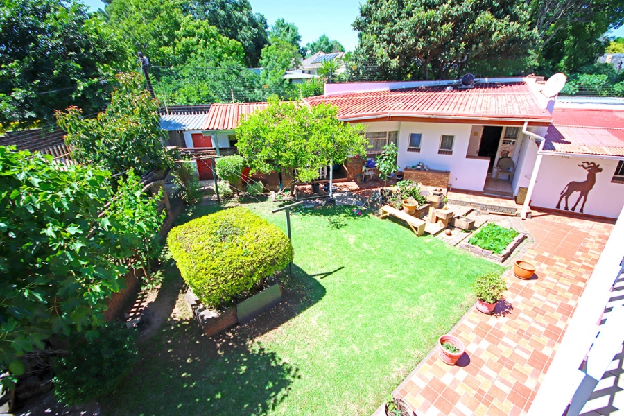 6 Bedroom Property for Sale in Blairgowrie Gauteng