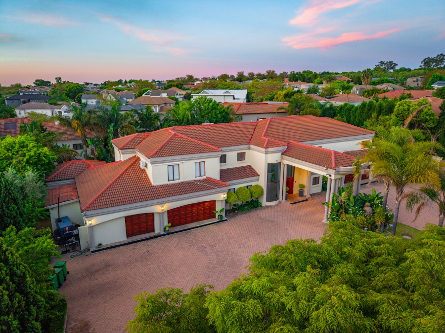 6 Bedroom Property for Sale in Woodmead Gauteng