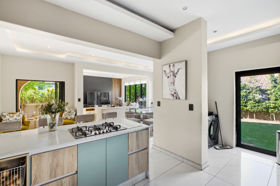 4 Bedroom Property for Sale in Broadacres Gauteng