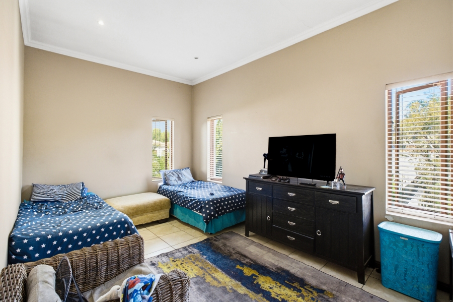 4 Bedroom Property for Sale in Broadacres Gauteng