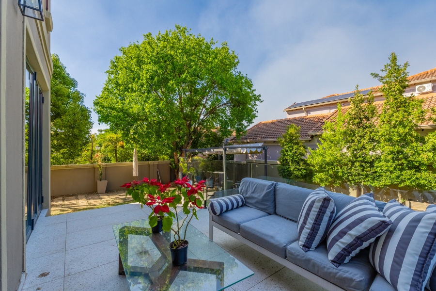 4 Bedroom Property for Sale in Broadacres Gauteng