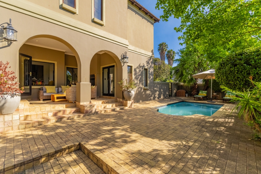 4 Bedroom Property for Sale in Broadacres Gauteng