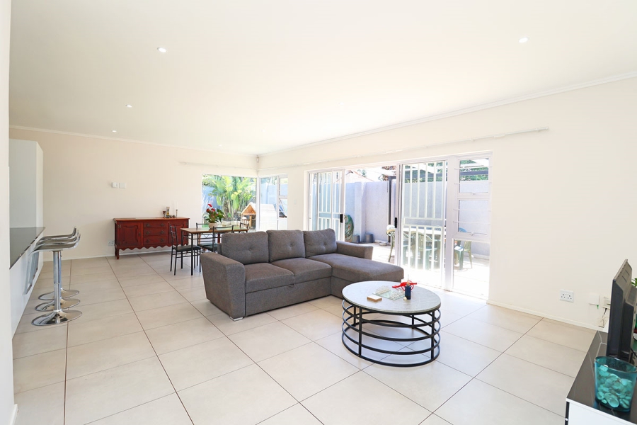 To Let 3 Bedroom Property for Rent in Sydenham Gauteng