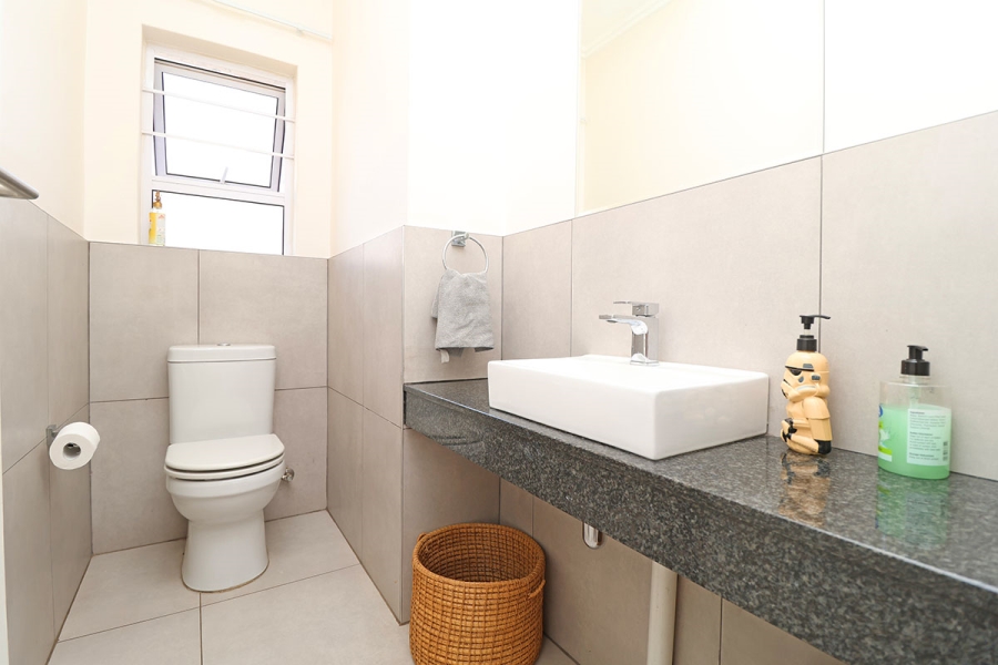 To Let 3 Bedroom Property for Rent in Sydenham Gauteng