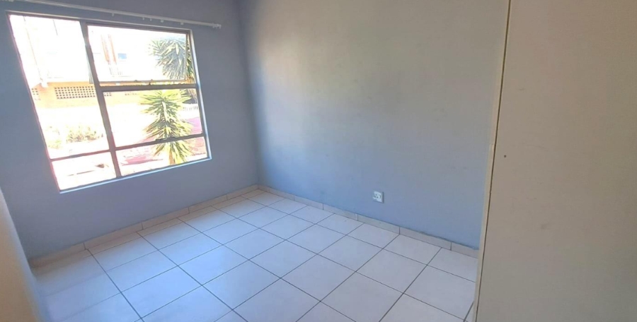 2 Bedroom Property for Sale in Winchester Hills Gauteng