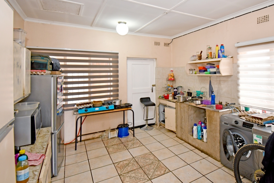 6 Bedroom Property for Sale in Coronationville Gauteng