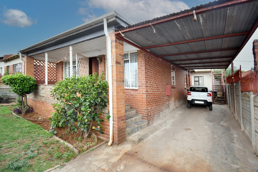 6 Bedroom Property for Sale in Coronationville Gauteng