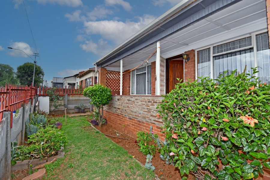 6 Bedroom Property for Sale in Coronationville Gauteng
