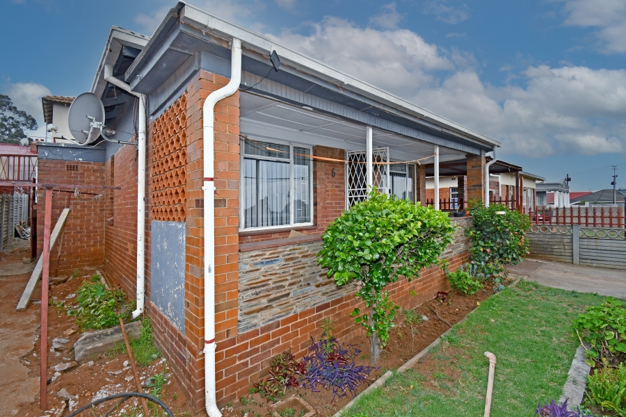 6 Bedroom Property for Sale in Coronationville Gauteng