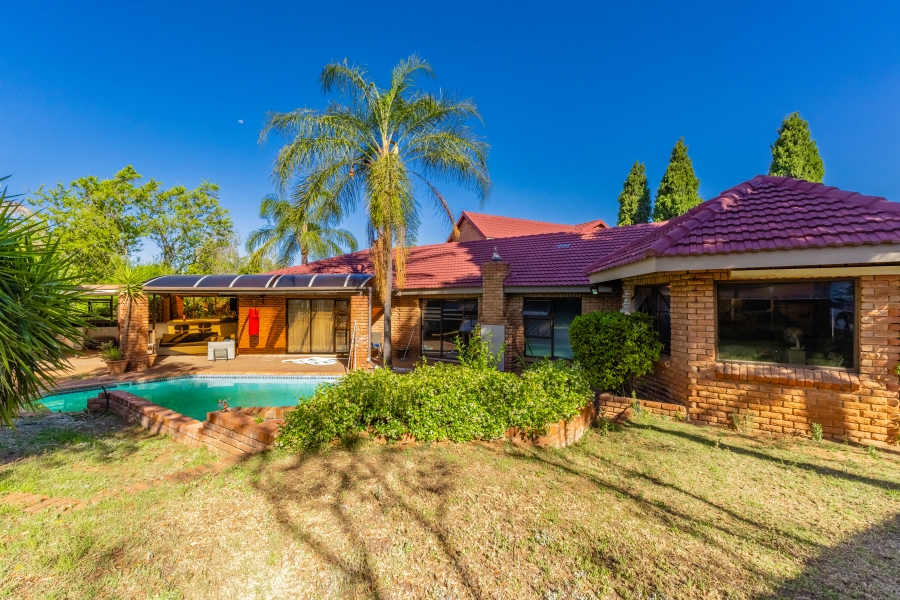 4 Bedroom Property for Sale in Paulshof Gauteng