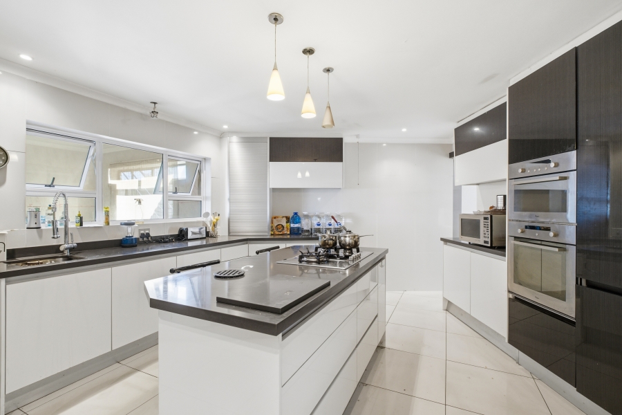 4 Bedroom Property for Sale in Paulshof Gauteng