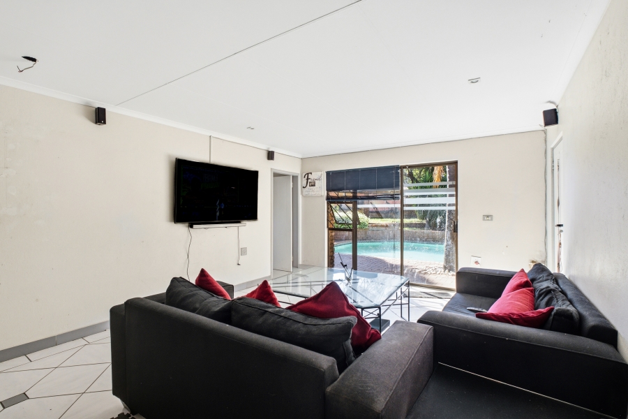 4 Bedroom Property for Sale in Paulshof Gauteng