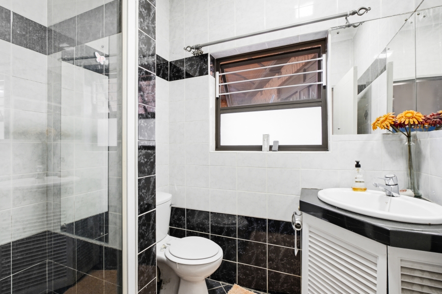 4 Bedroom Property for Sale in Paulshof Gauteng