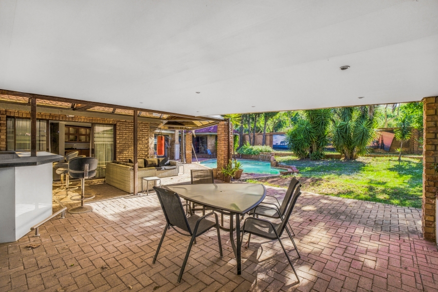 4 Bedroom Property for Sale in Paulshof Gauteng