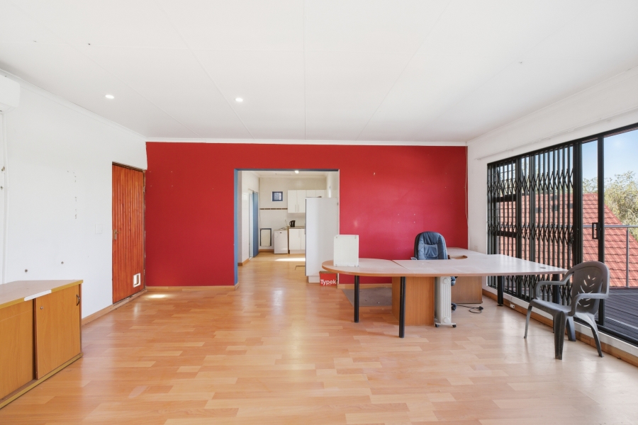 4 Bedroom Property for Sale in Paulshof Gauteng