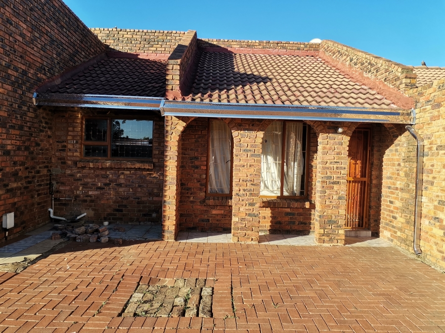 3 Bedroom Property for Sale in Kwa Thema Gauteng
