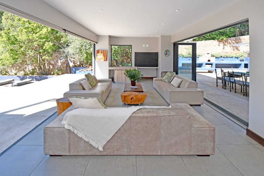 5 Bedroom Property for Sale in Northcliff Gauteng