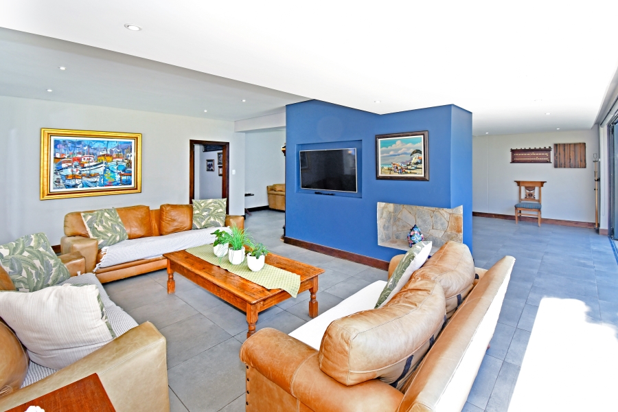5 Bedroom Property for Sale in Northcliff Gauteng