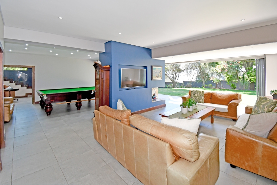 5 Bedroom Property for Sale in Northcliff Gauteng