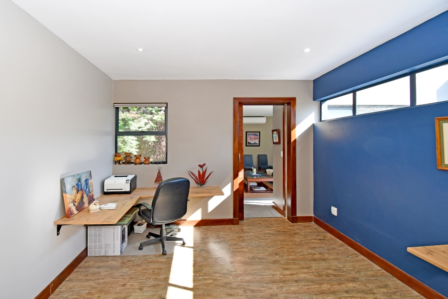 5 Bedroom Property for Sale in Northcliff Gauteng