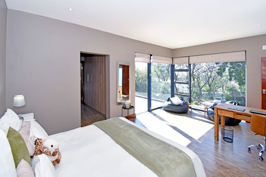 5 Bedroom Property for Sale in Northcliff Gauteng