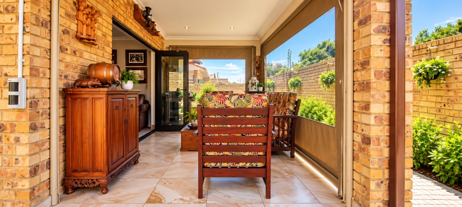 2 Bedroom Property for Sale in Sunward Park Gauteng