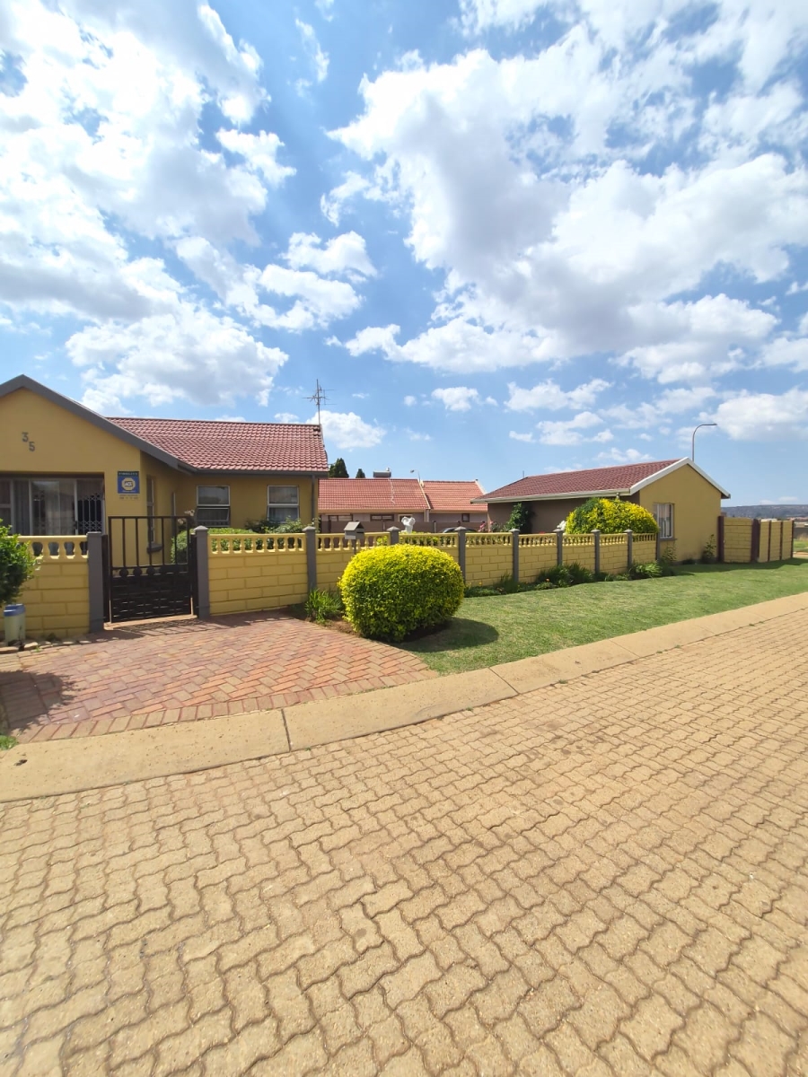 4 Bedroom Property for Sale in Ennerdale Gauteng