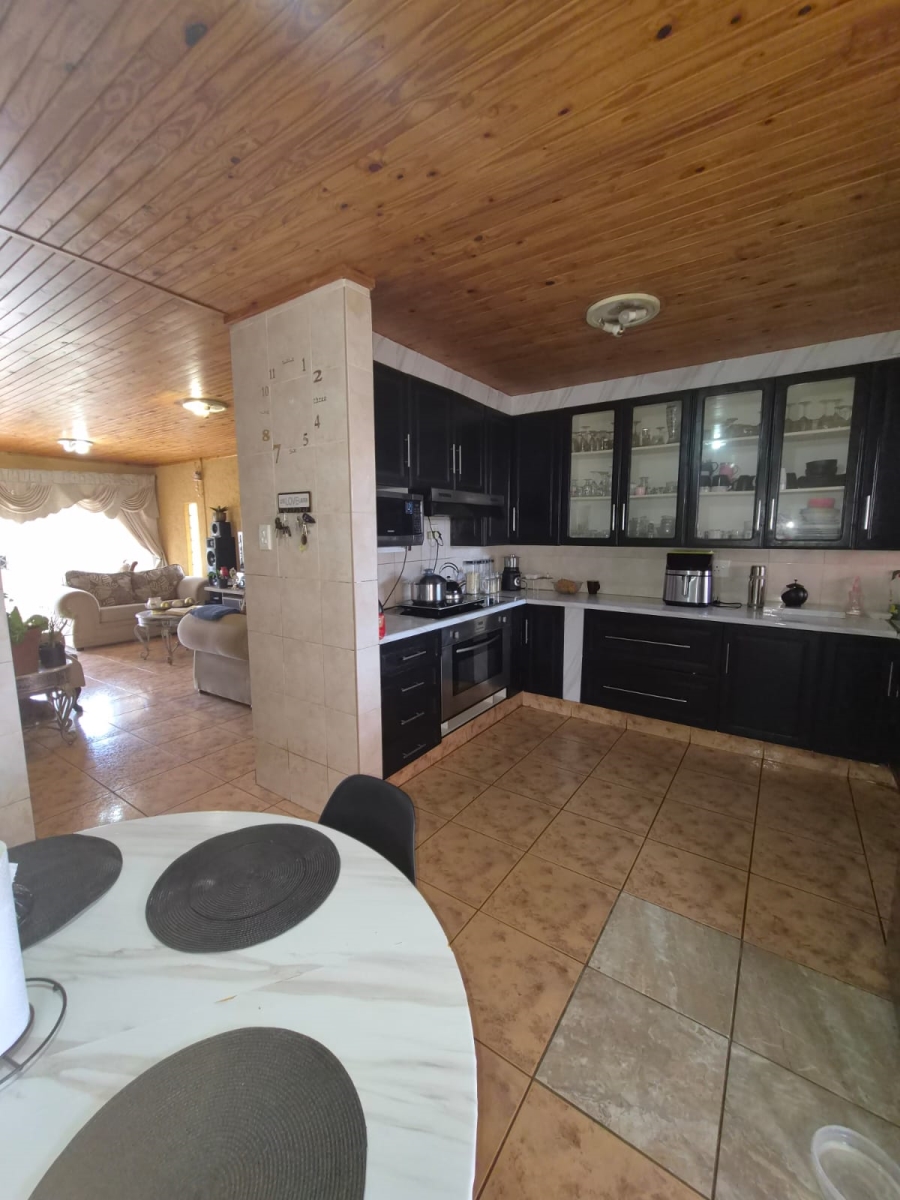 4 Bedroom Property for Sale in Ennerdale Gauteng