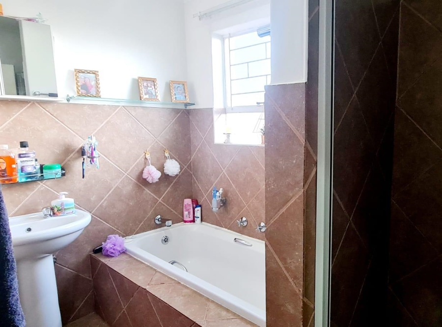 2 Bedroom Property for Sale in Vanderbijlpark SE Gauteng