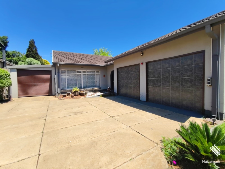 3 Bedroom Property for Sale in Vanderbijlpark SE 6 Gauteng