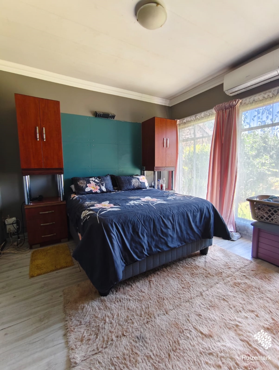 3 Bedroom Property for Sale in Vanderbijlpark SE 6 Gauteng