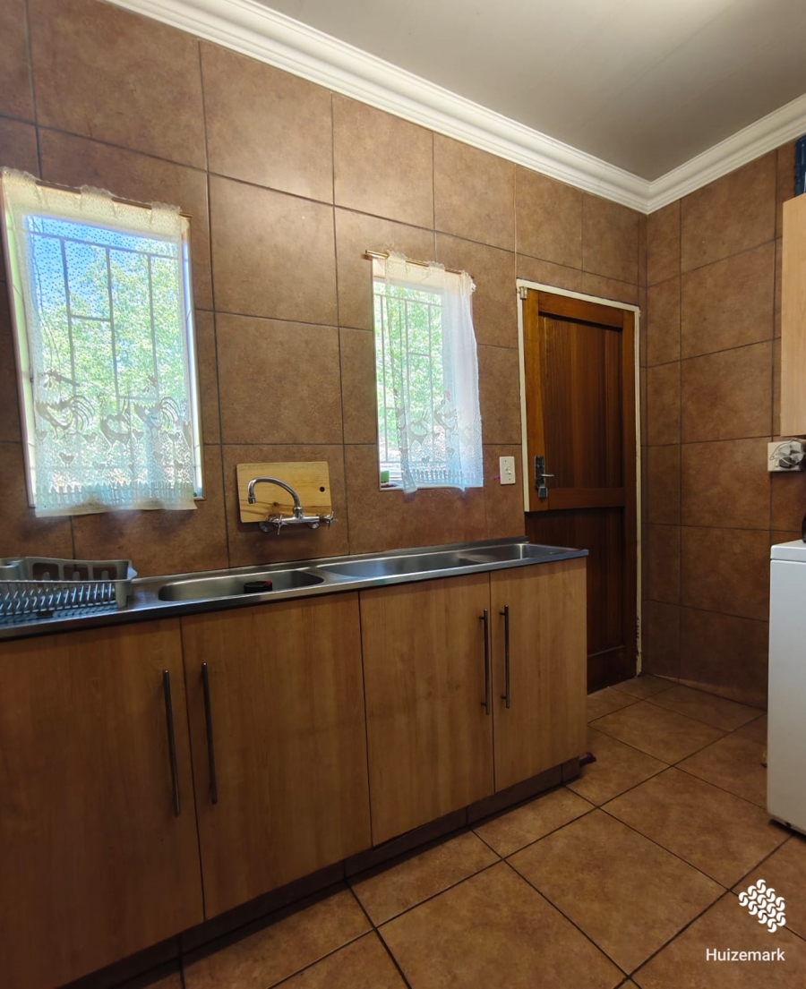 3 Bedroom Property for Sale in Vanderbijlpark SE 6 Gauteng
