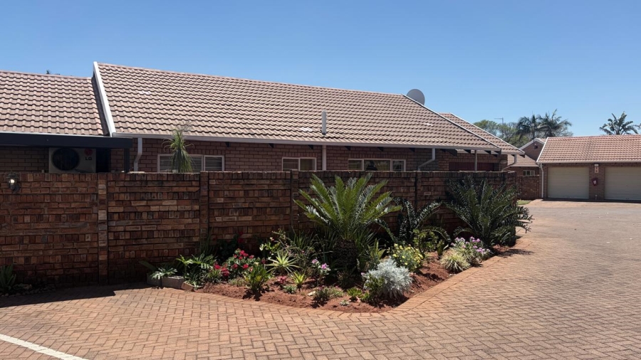 2 Bedroom Property for Sale in Annlin Gauteng