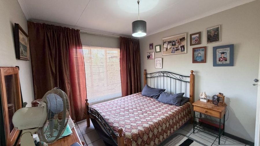 2 Bedroom Property for Sale in Annlin Gauteng
