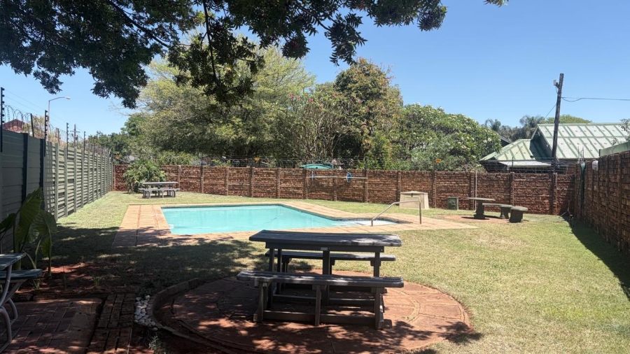 2 Bedroom Property for Sale in Annlin Gauteng